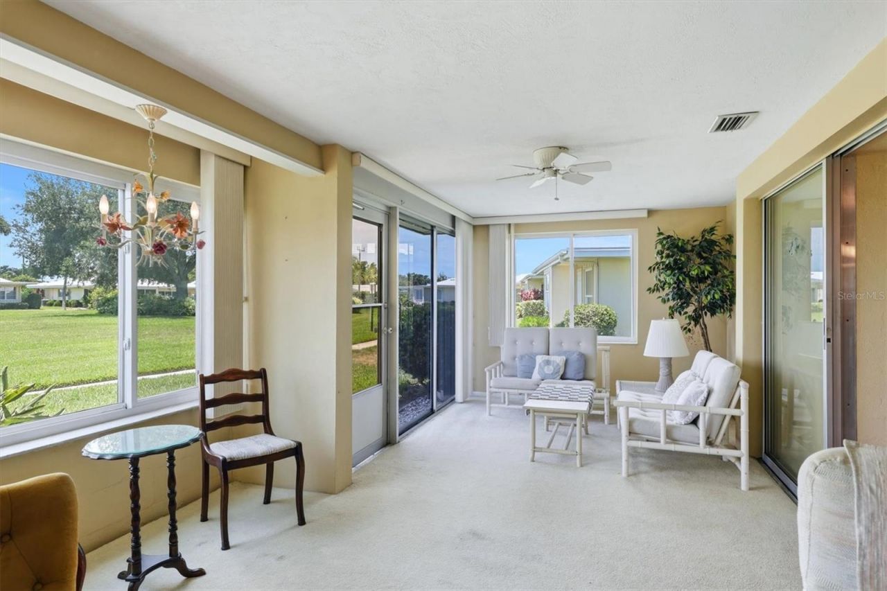 3262 Brockton Lane, Unit 608, Sarasota, FL 34239 Photo
