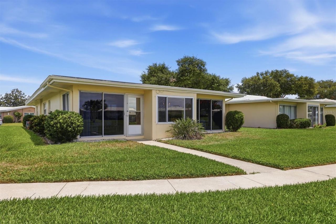 3262 Brockton Lane, Unit 608, Sarasota, FL 34239 Photo