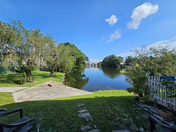 6961 W 14th Ct , Unit 103, Hialeah, FL 33014
