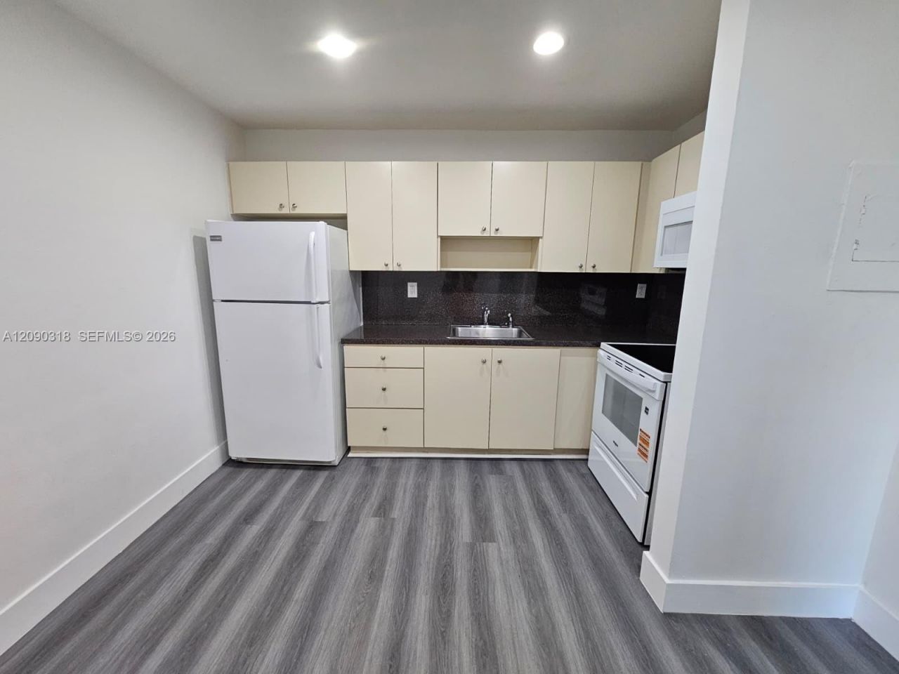 6961 W 14th Ct, Unit 103, Hialeah, FL 33014 Photo
