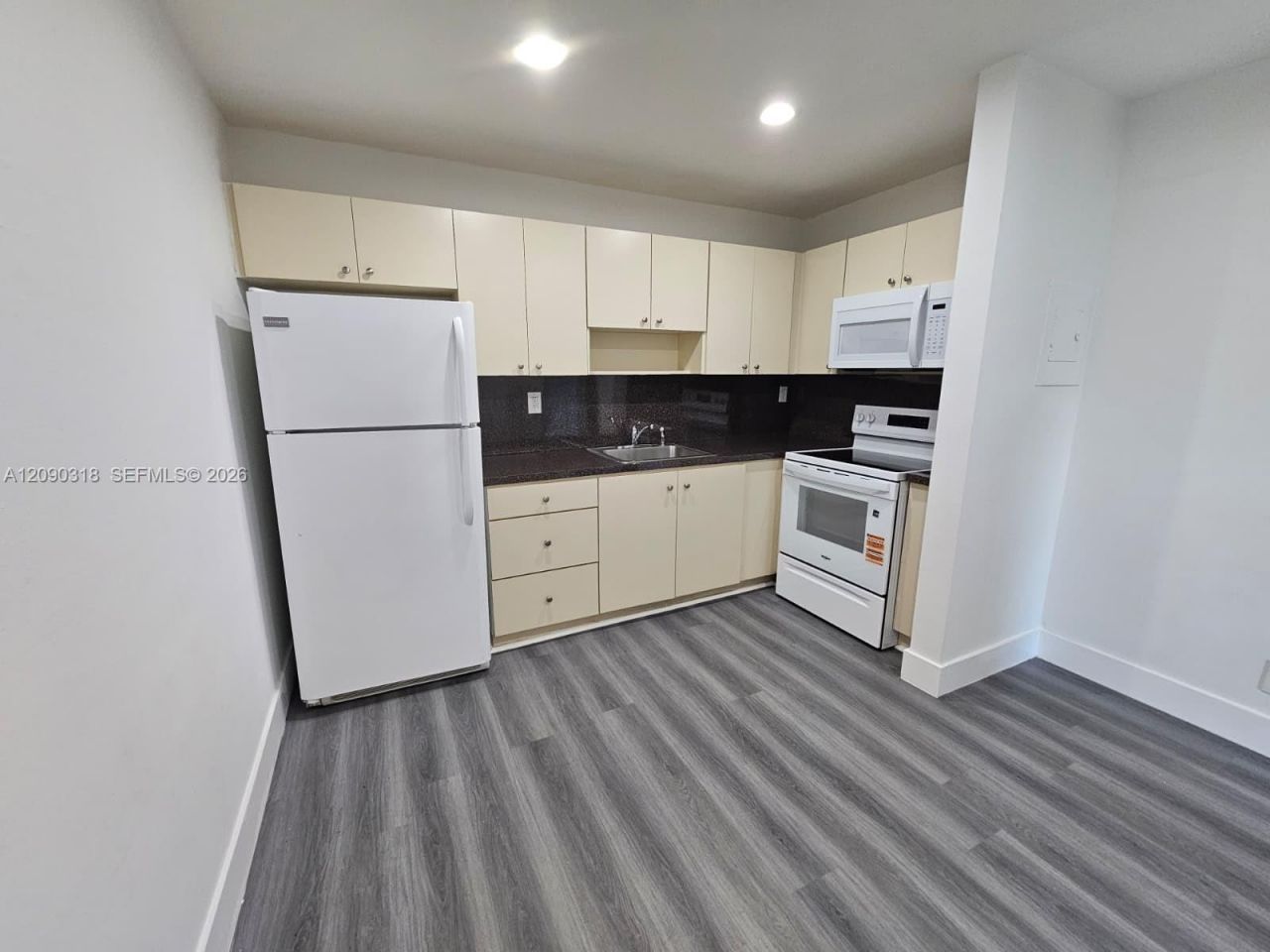 6961 W 14th Ct, Unit 103, Hialeah, FL 33014 Photo