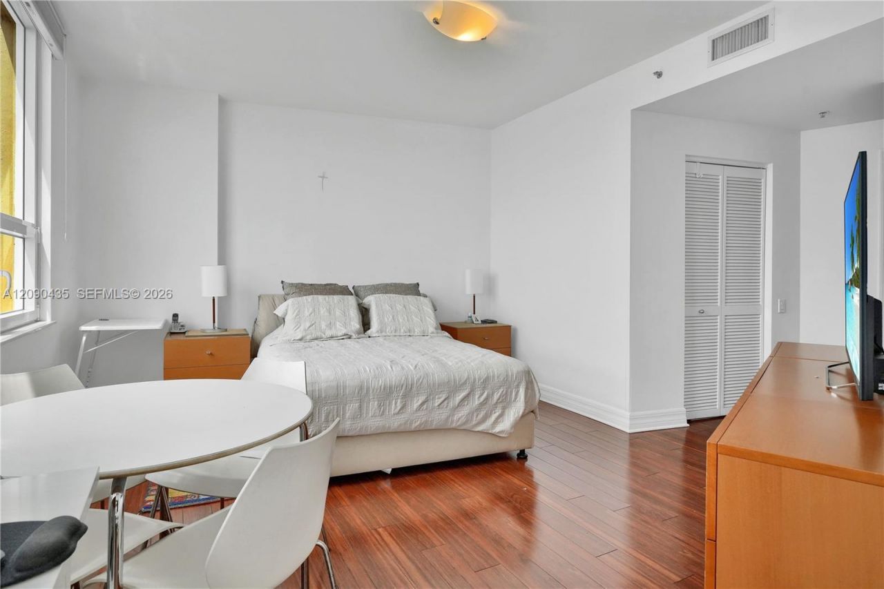 808 Brickell Key Dr , Unit 2506, Miami, FL 33131 Photo