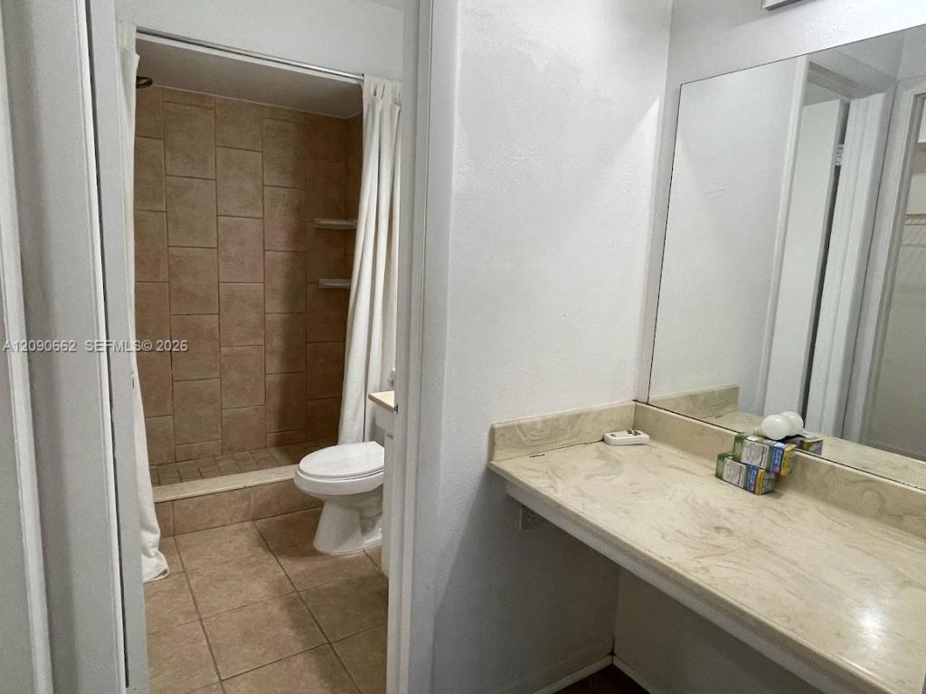 2510 SW 81st Ave , Unit 405, Davie, FL 33324 Photo