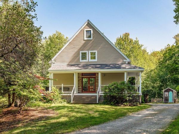 135 Mountain Road, Deerfield, NH 03037