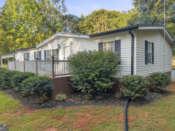 763 Akins Lunsford Road, Canon, GA 30520