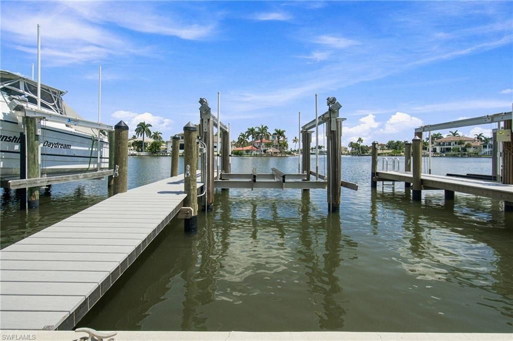 10420 Gulf Shore Dr , Unit 141, Naples, FL 34108 Photo