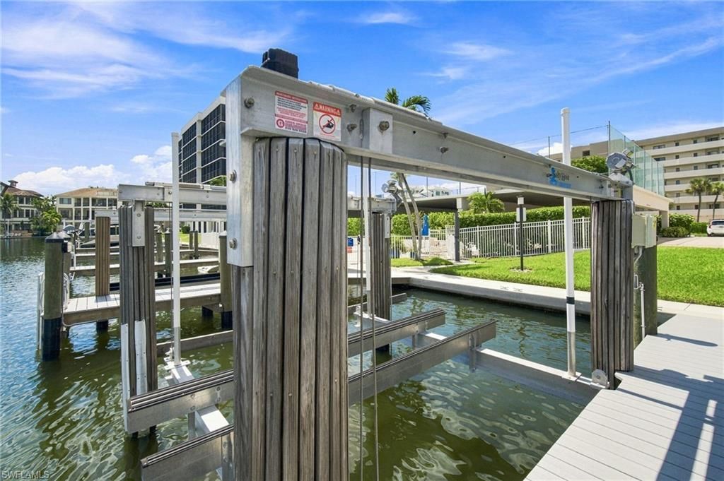 10420 Gulf Shore Dr , Unit 141, Naples, FL 34108 Photo