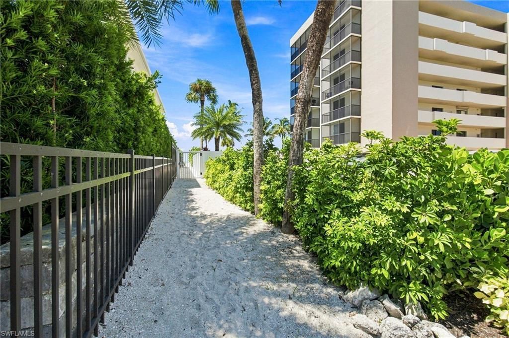 10420 Gulf Shore Dr , Unit 141, Naples, FL 34108 Photo