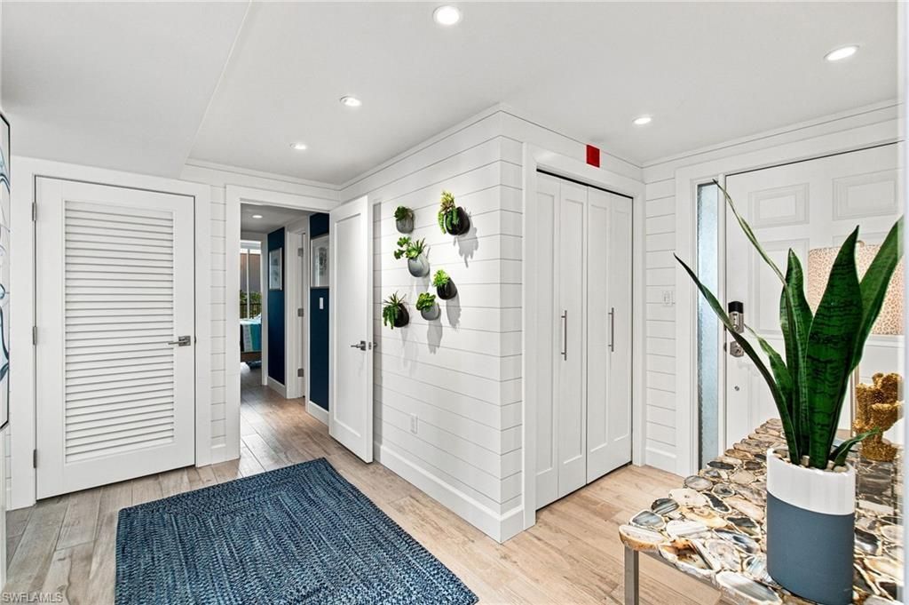 10420 Gulf Shore Dr , Unit 141, Naples, FL 34108 Photo