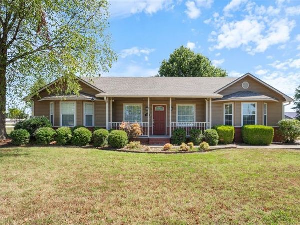 874 Pianalto Road, Tontitown, AR 72762