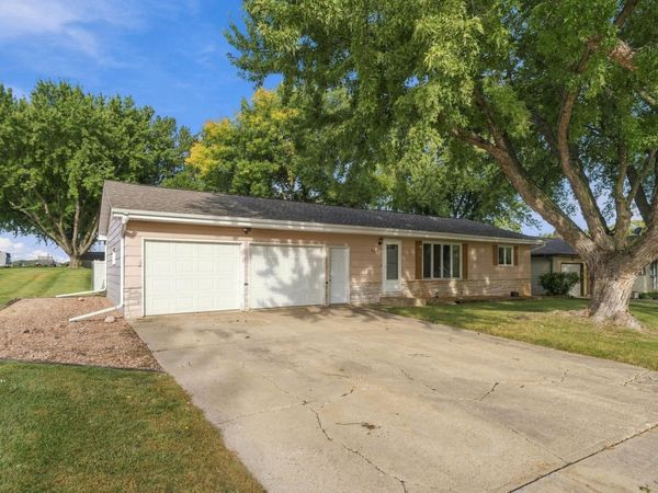 424 7th Avenue S, Brownton, MN 55312