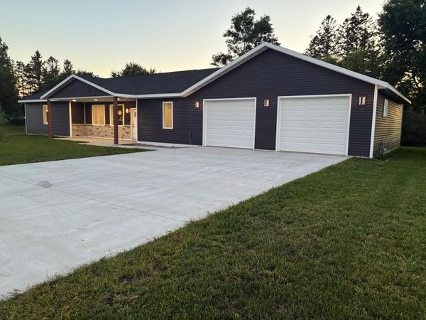 722 Dandrew Lane , Detroit Lakes, MN 56501