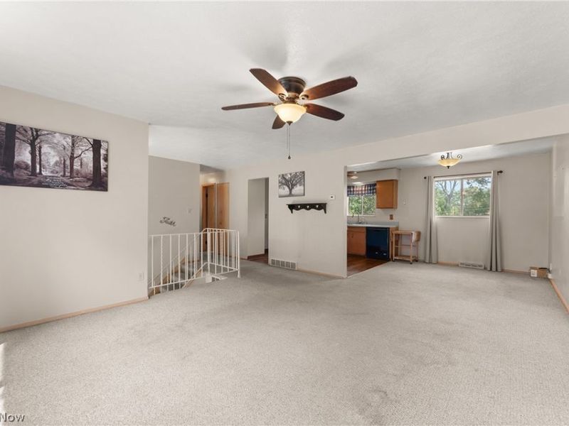 7643 Key West Drive, Parma, OH 44134 Photo 6