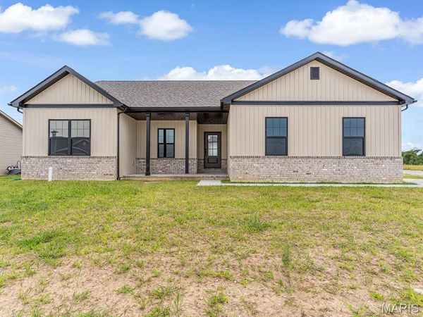 951 Forbs Drive , Waterloo, IL 62298