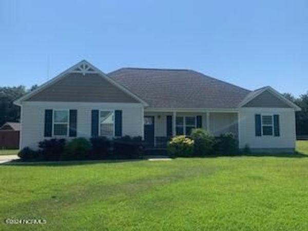 200 Leeward Landing, Holly Ridge, NC 28445