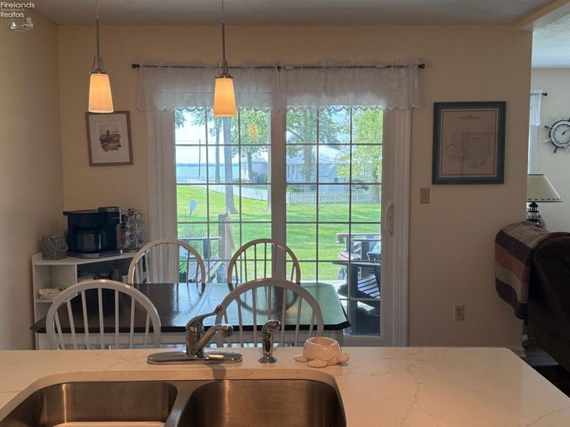 111 W Lakeshore Drive, Unit 2B, Kelleys Island, OH 43438 Photo 11
