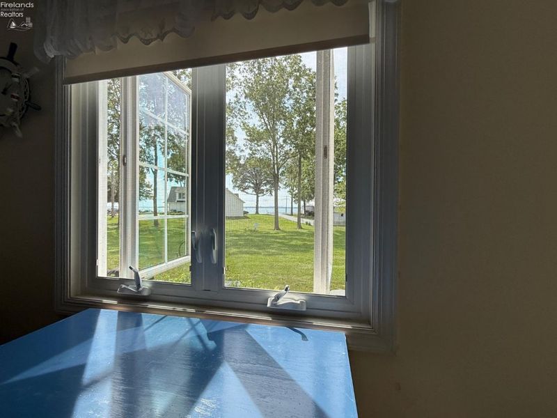111 W Lakeshore Drive, Unit 2B, Kelleys Island, OH 43438 Photo 18