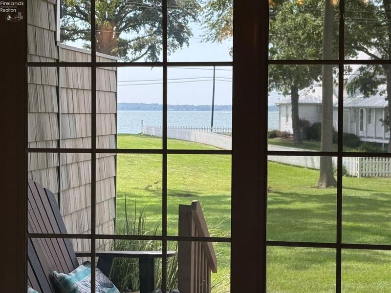111 W Lakeshore Drive, Unit 2B, Kelleys Island, OH 43438 Photo 3