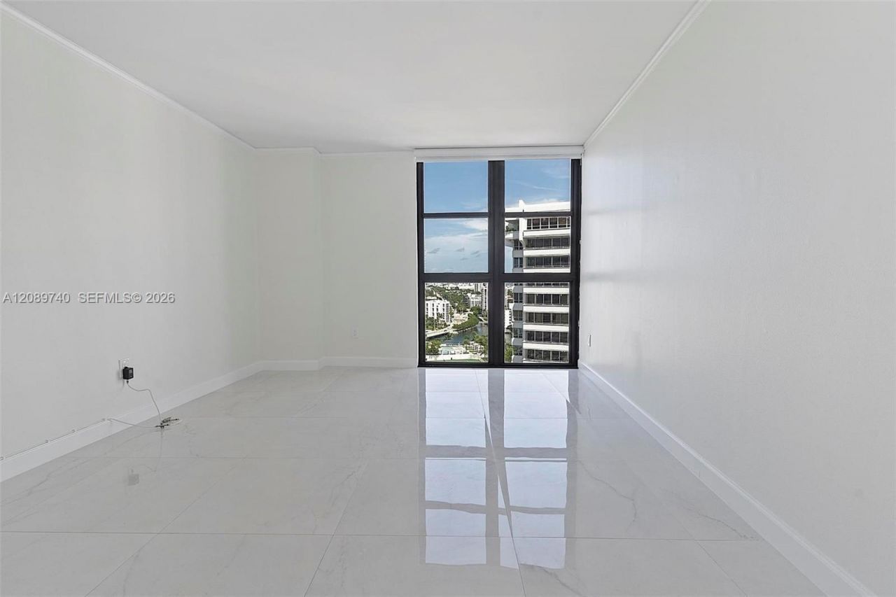 9 Island Ave, Unit 1911, Miami Beach, FL 33139 Photo
