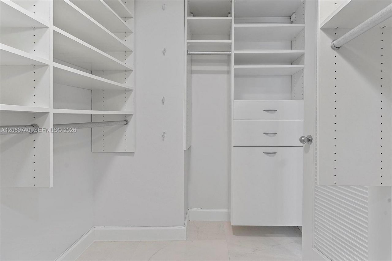 9 Island Ave, Unit 1911, Miami Beach, FL 33139 Photo