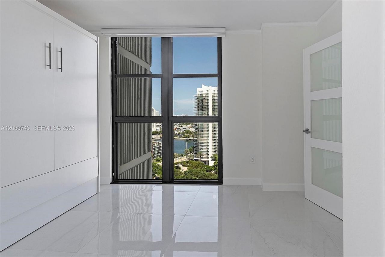 9 Island Ave, Unit 1911, Miami Beach, FL 33139 Photo