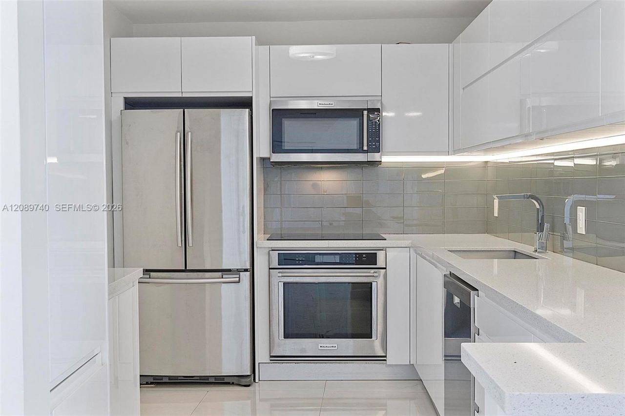 9 Island Ave, Unit 1911, Miami Beach, FL 33139 Photo