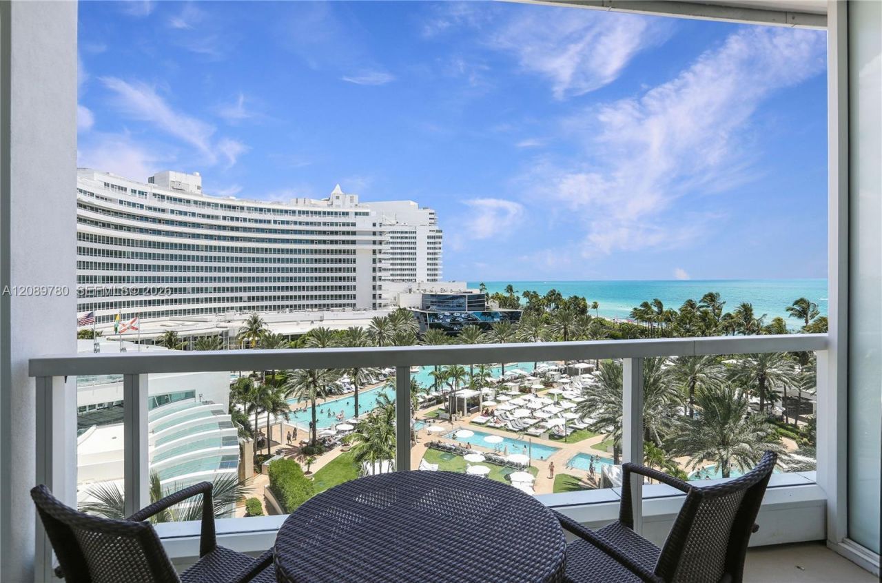 4391 Collins Ave , Unit 605, Miami Beach, FL 33140 Photo