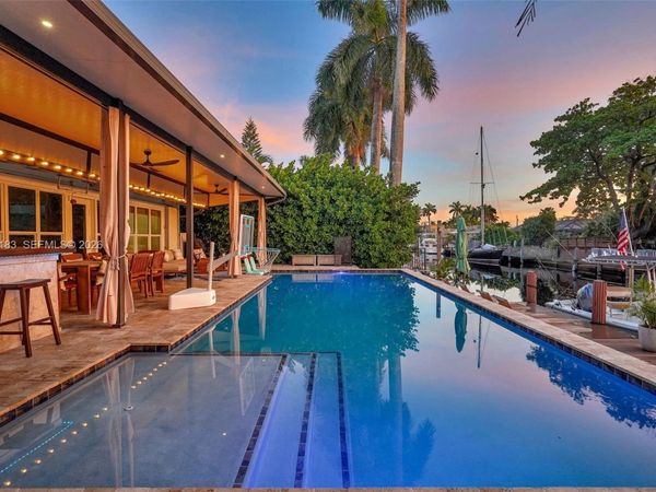2513 Flamingo Ln, Fort Lauderdale, FL 33312