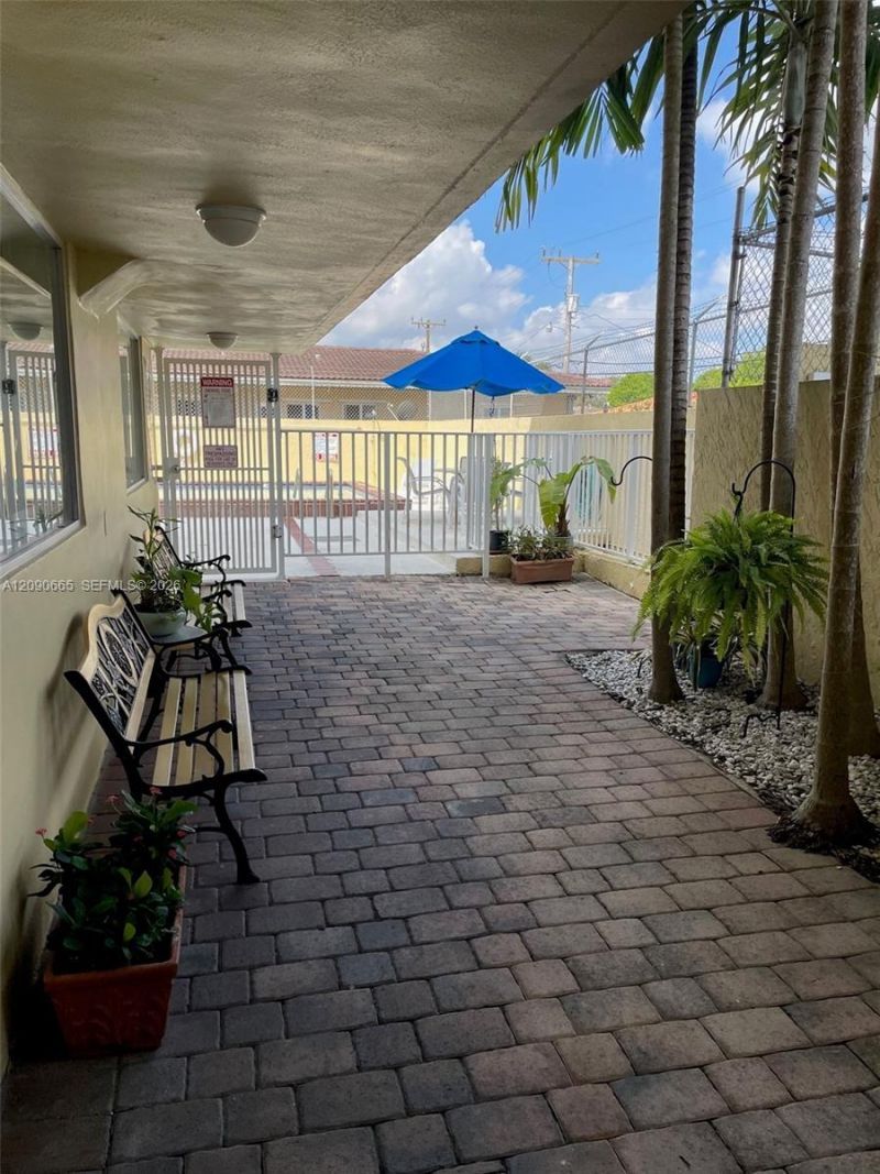 2690 SW 22nd Ave, Unit 504, Miami, FL 33133 Photo
