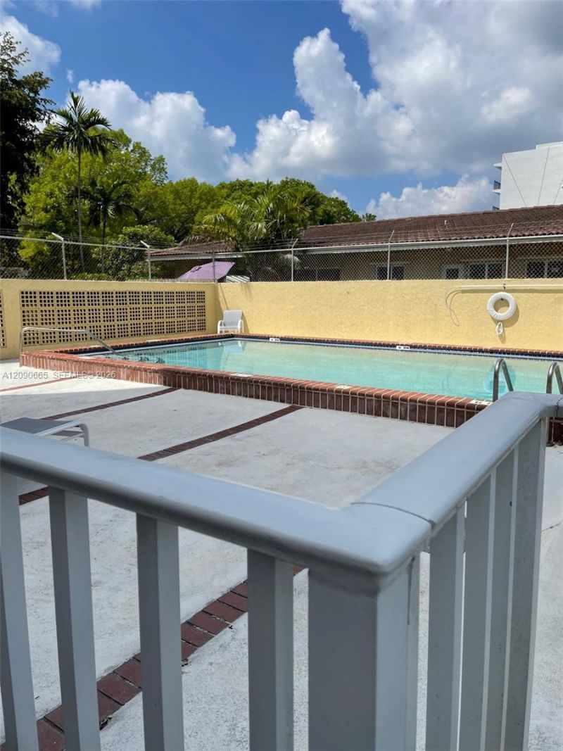 2690 SW 22nd Ave, Unit 504, Miami, FL 33133 Photo