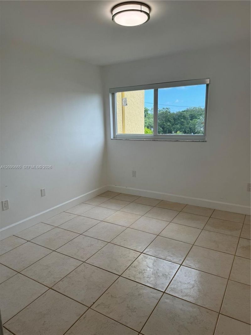 2690 SW 22nd Ave, Unit 504, Miami, FL 33133 Photo