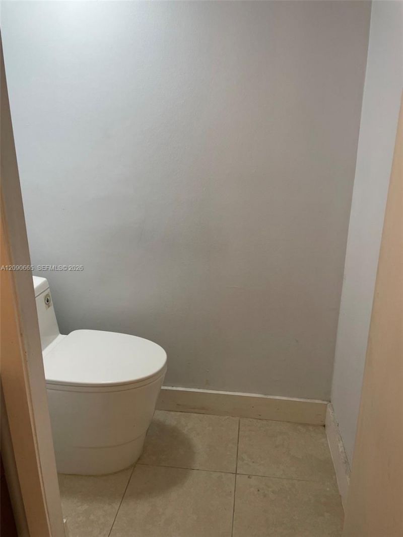 2690 SW 22nd Ave, Unit 504, Miami, FL 33133 Photo