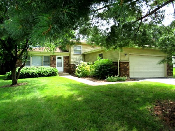 822 Spruce Street , Batavia, IL 60510