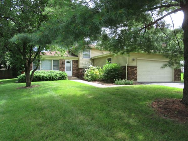 822 Spruce Street , Batavia, IL 60510