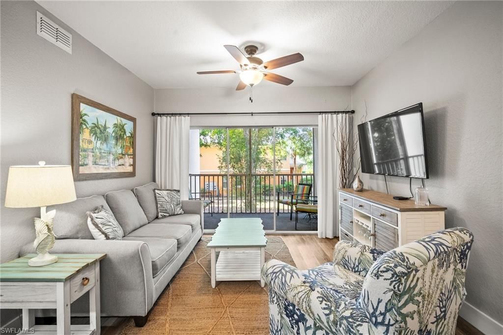 4665 Saint Croix Ln , Unit 1525, Naples, FL 34109 Photo