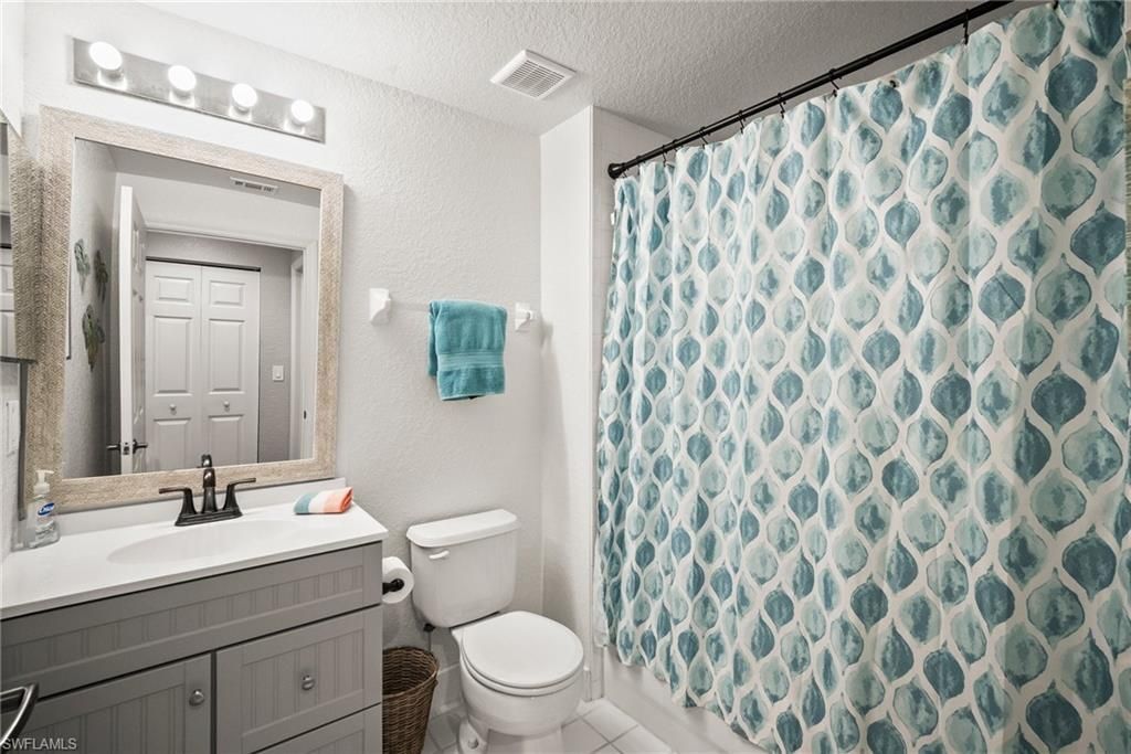 4665 Saint Croix Ln , Unit 1525, Naples, FL 34109 Photo