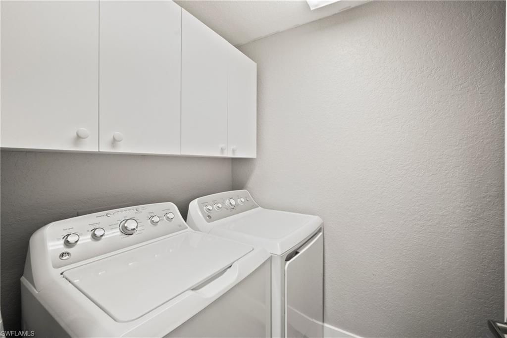 4665 Saint Croix Ln , Unit 1525, Naples, FL 34109 Photo