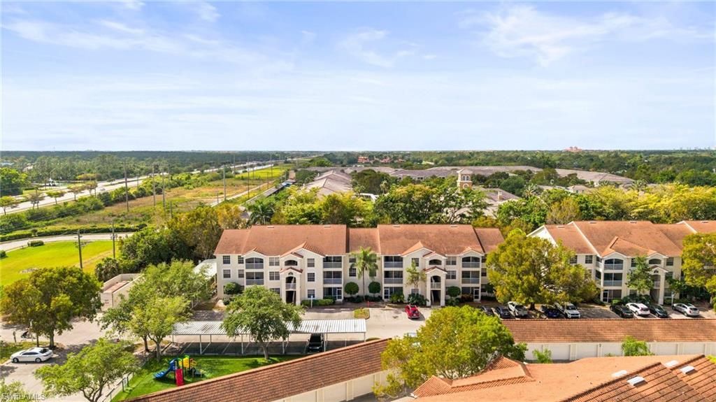 4665 Saint Croix Ln , Unit 1525, Naples, FL 34109 Photo
