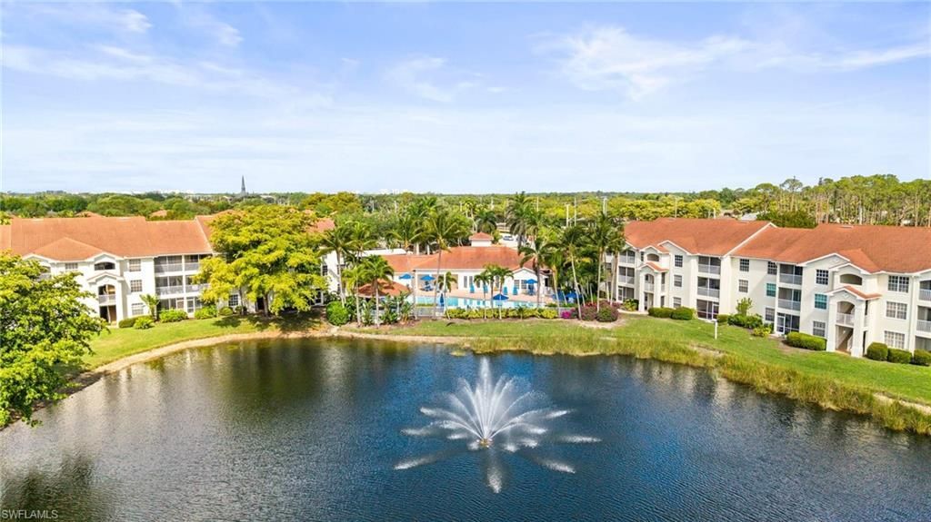 4665 Saint Croix Ln , Unit 1525, Naples, FL 34109 Photo