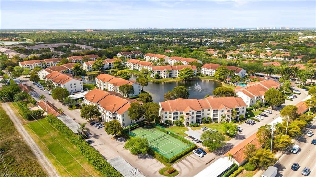 4665 Saint Croix Ln , Unit 1525, Naples, FL 34109 Photo