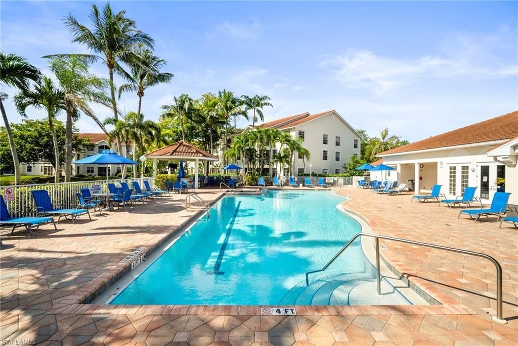 4665 Saint Croix Ln , Unit 1525, Naples, FL 34109 Photo