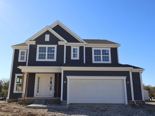 568 Fadley Loop E, Delaware, OH 43015