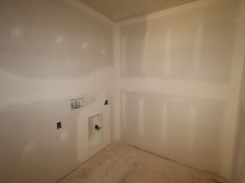 568 Fadley Loop E, Delaware, OH 43015 Photo 14