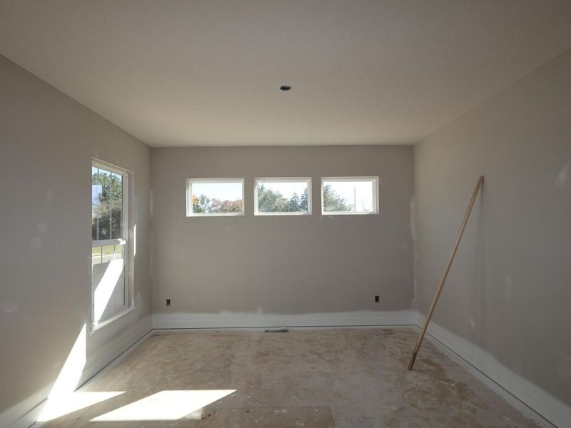 568 Fadley Loop E, Delaware, OH 43015 Photo 2