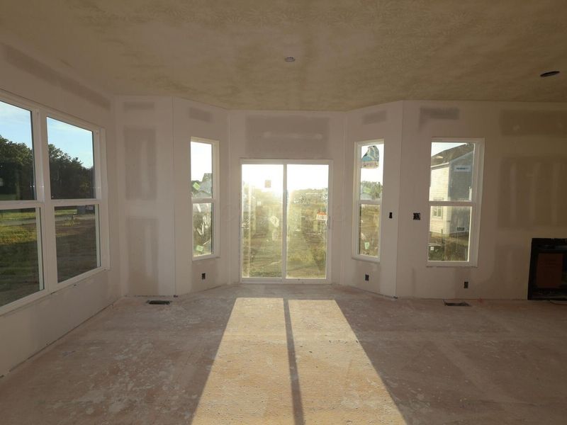 568 Fadley Loop E, Delaware, OH 43015 Photo 5