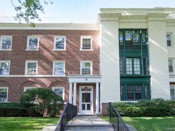 11 Brooklands, Unit 3i, Bronxville, NY 10708