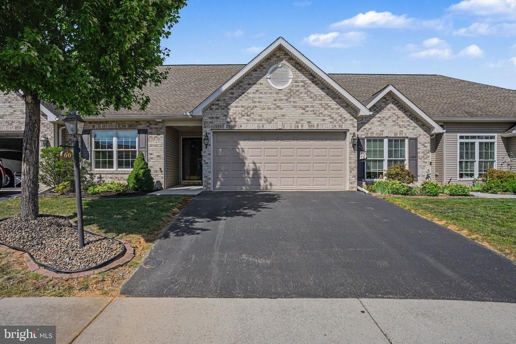 60 Gladwyn Drive, Carlisle, PA 17015 Main Photo