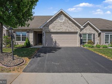 60 GLADWYN DRIVE, CARLISLE, PA 17015