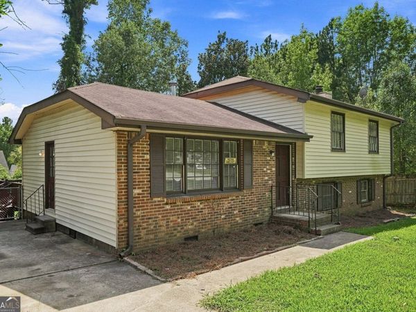 8423 Magnolia Drive, Jonesboro, GA 30238