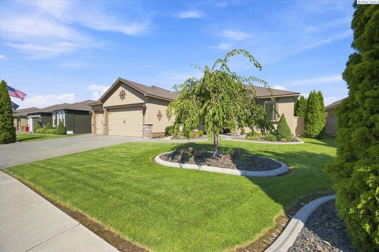 2255 Copperleaf primary photo